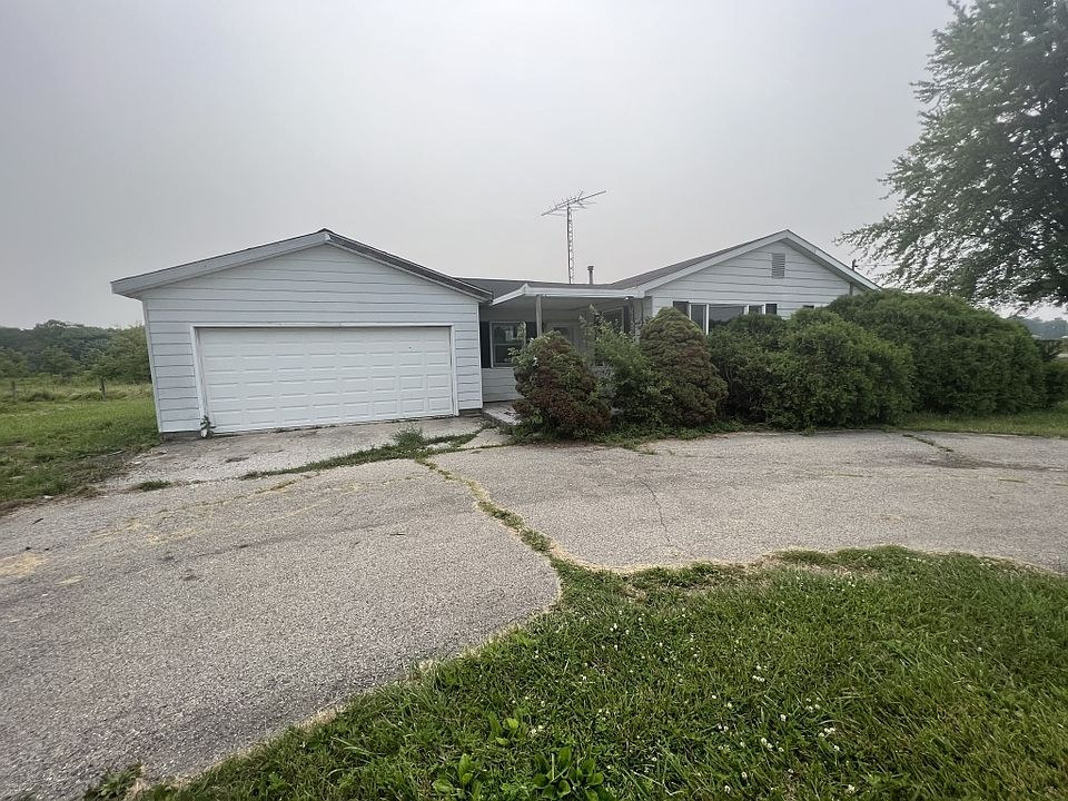 1st image of 4700 N County Road 450 W