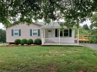 153 Marie Dr, King, NC 27021