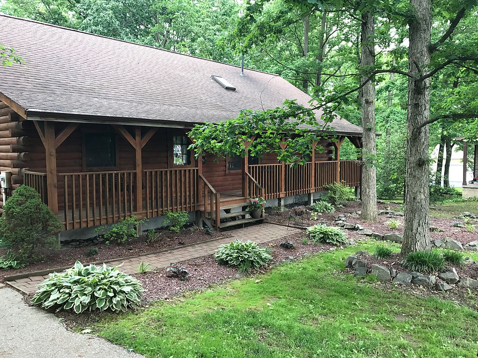 Lake Meade Log Cabin