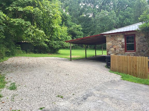 4th image of 12147 Sewanee Hwy