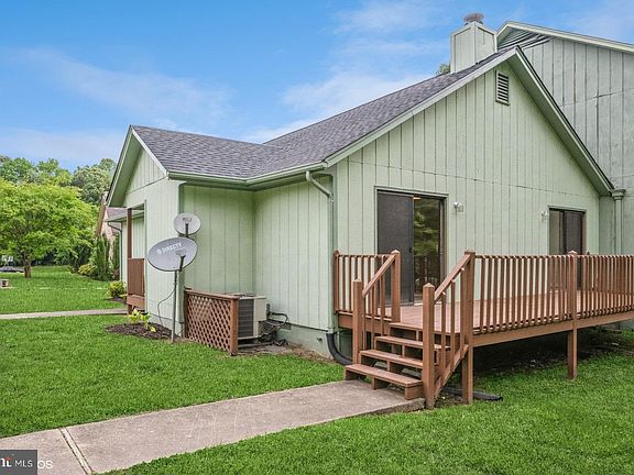 2nd image of 11053 Vernon Woods Dr #D