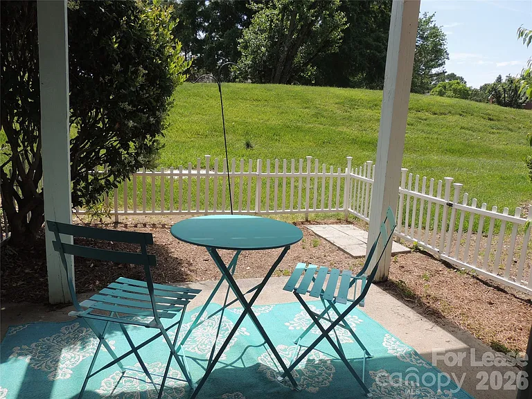 9252 Kings Canyon Dr — Photo 20