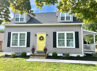 606 Woodcrest Ave, Lititz, PA 17543