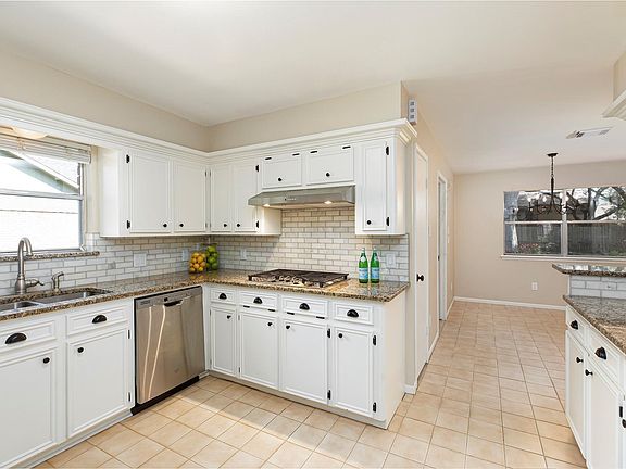 4th image of 3118 Silver Springs Ct