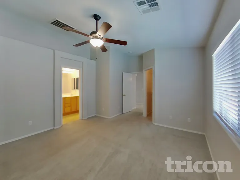 3194 W Tanner Ranch Rd — Photo 8