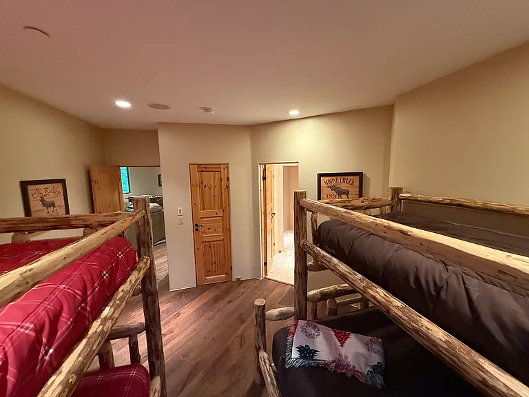 520 Two Cabins Dr — Photo 92