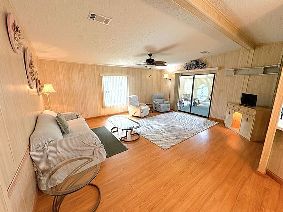 3rd image of 4373 Tyrone Ave #4373