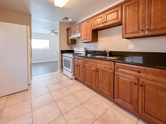 5th image of 2611-13 E 24th St