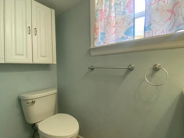 19 River Shore Dr — Photo 11