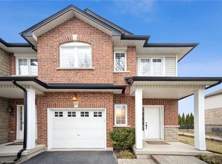 232 Stonehenge Dr #27, Hamilton, ON L9K1R5