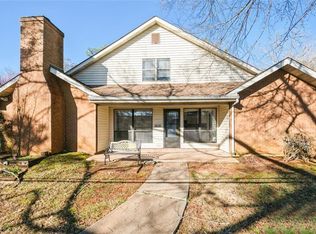 1258 Minhinette Dr, Roswell, GA 30075