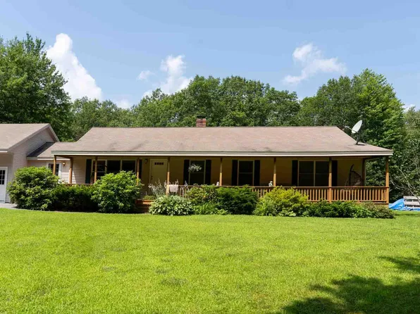582 Calls Hill Road, Dresden, ME 04342