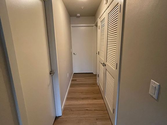 5th image of 8315 SE Brooklyn St Unit 302