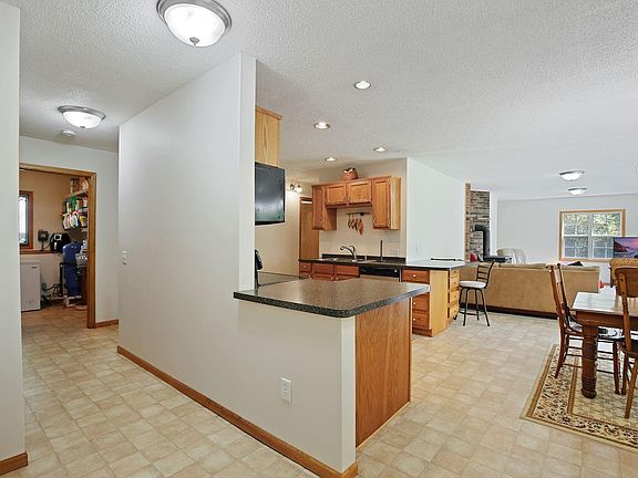 3rd image of 1667 352nd Ave NE