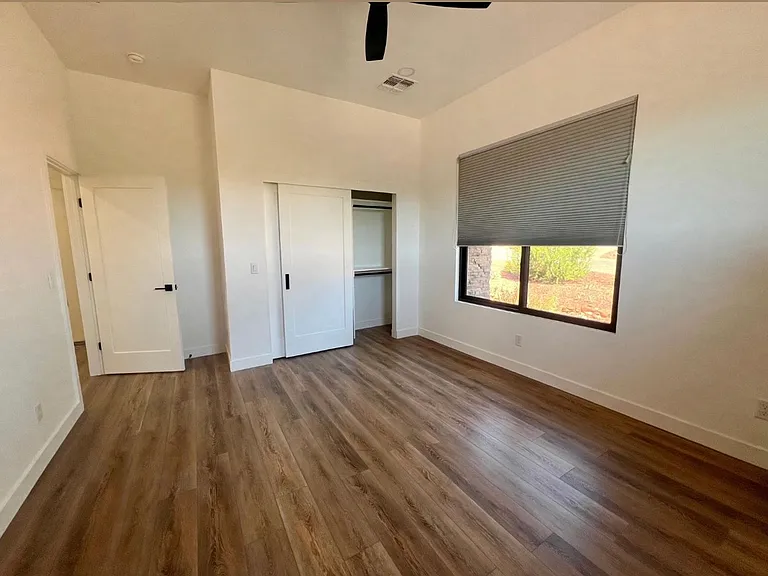 485 Windsong Dr — Photo 36