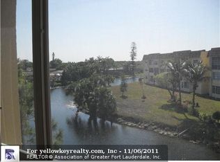 2438 SW 42nd Ave, Fort Lauderdale, FL 33317