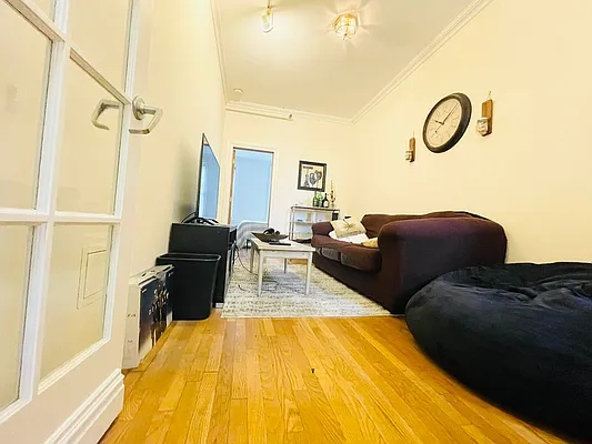 Rented by Mega Homes Realty INC | media 17