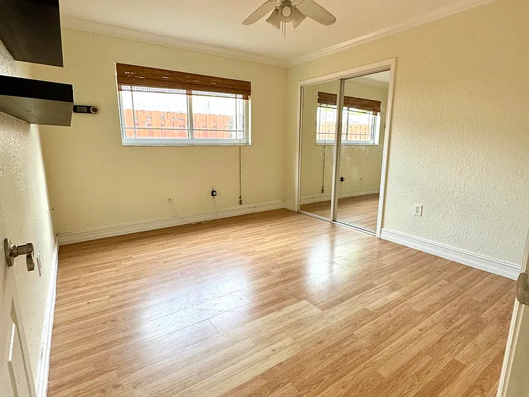 531 SW 167th Ter — Photo 11