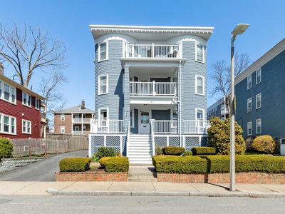 41 Westmoreland St, Dorchester, MA, 02124