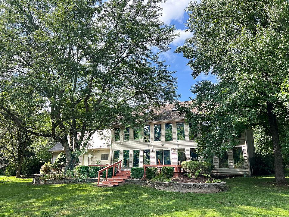 1st image of 1201 S Johnmeyer Ln