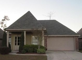 2396 Cours Carson St, Mandeville, LA 70448