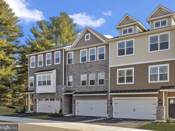 4809 Hogan Dr #4, Wilmington, DE 19808