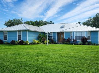 728 N Fischer Cir, Sebastian, FL 32958