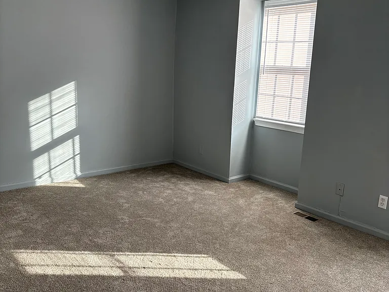 400 Advocate Ct #E — Photo 14