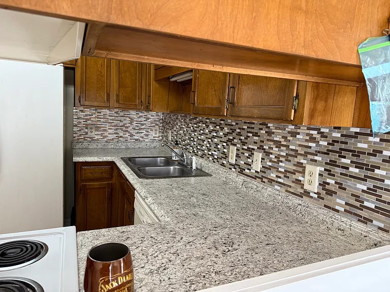 2679 Aberdeen Ct — Photo 10