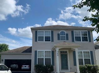 749 Periwinkle Ln, Aurora, IL 60504