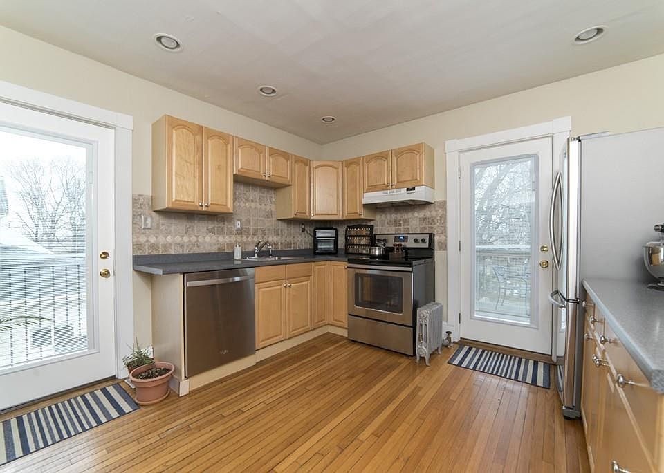 1st image of 37-39 Kernwood Ave #3