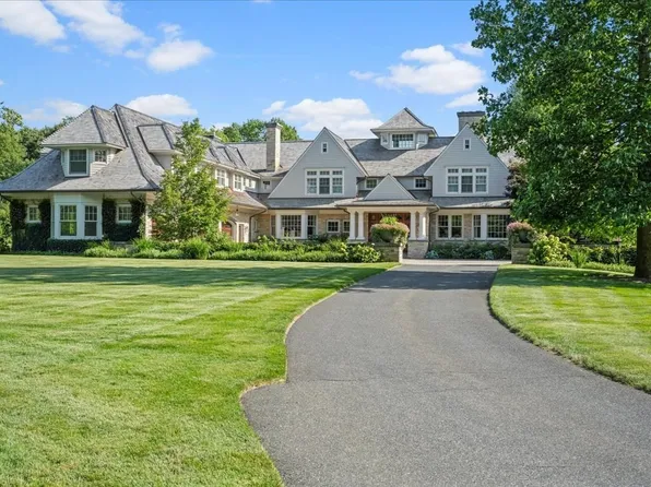 31 Sears Rd, Southborough, MA 01772