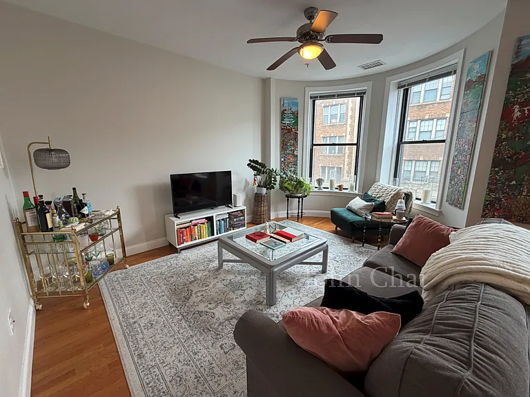 3 Sutherland Rd #2 — Photo 6