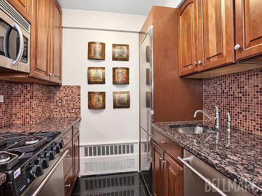 Sold by Bellmarc Realty | media 4
