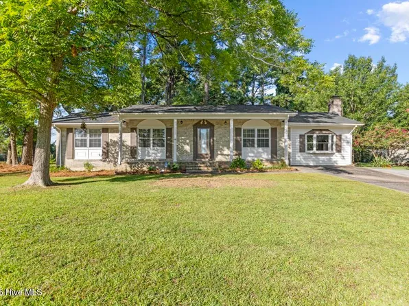 26 Edith Dr, Jacksonville, NC 28540