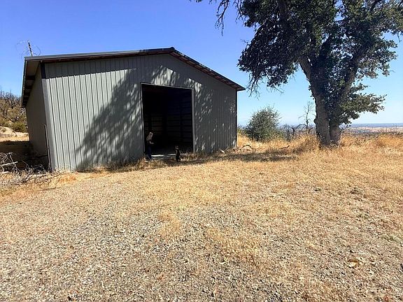 3rd image of 9952 Rainbow Lake Rd