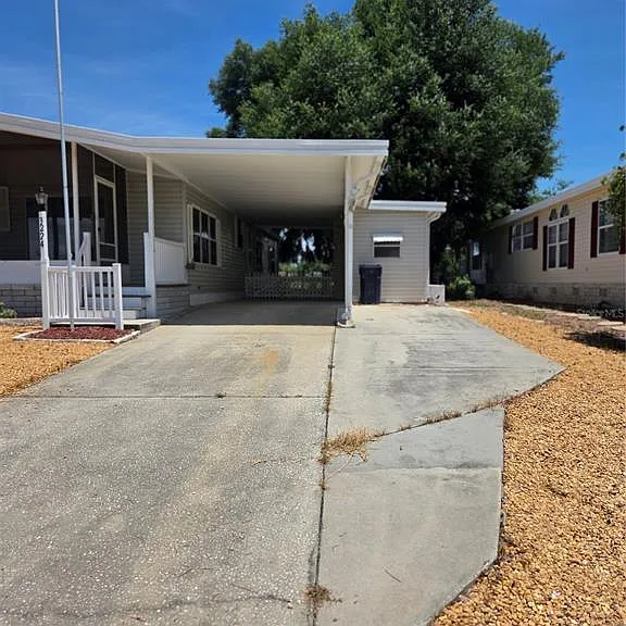 3224 Manatee Rd — Photo 2