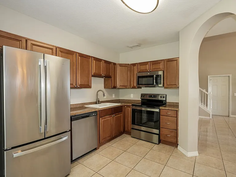 10430 Blackmore Dr — Photo 8