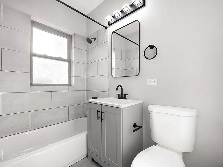 647 N Mayfield — Photo 9