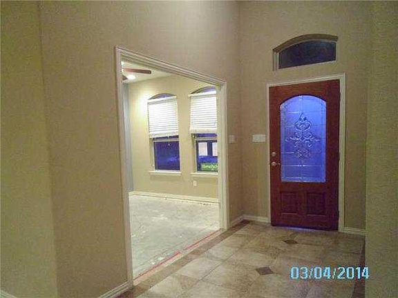 5th image of 150 Jim Bowie Dr
