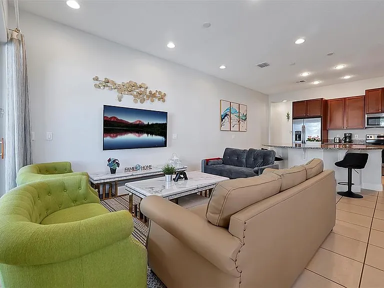 297 Captiva Dr — Photo 7