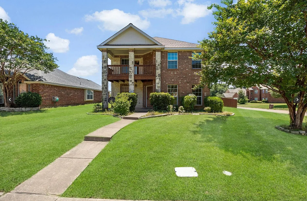 4 bed, 2628 sqft, $2,495 — Photo 1