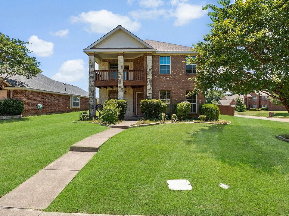 1st image of 1100 Camelot Dr