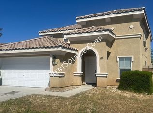 1859 E Kettering St, Lancaster, CA 93535