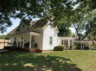 400 N McKay Ave, Dunn, NC 28334