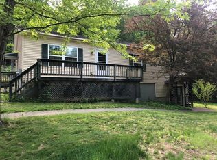 685 Mohawk Trl, Shelburne, MA 01370