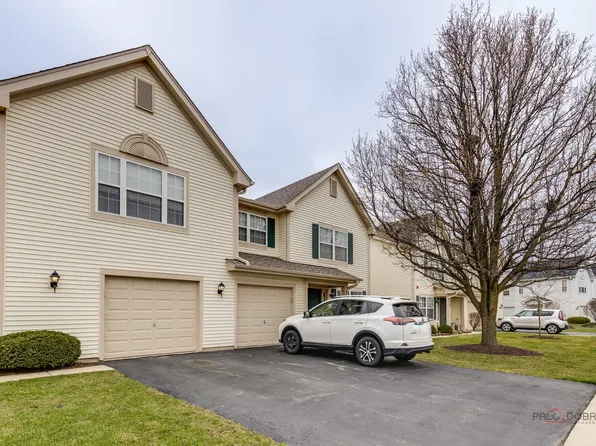 2509 Dickens Dr, Aurora, IL 60503