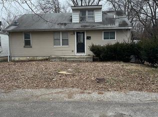 326 S Hickory St, O'Fallon, IL 62269