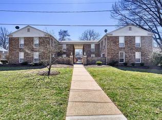 438 Colony Woods #438, Saint Louis, MO 63122