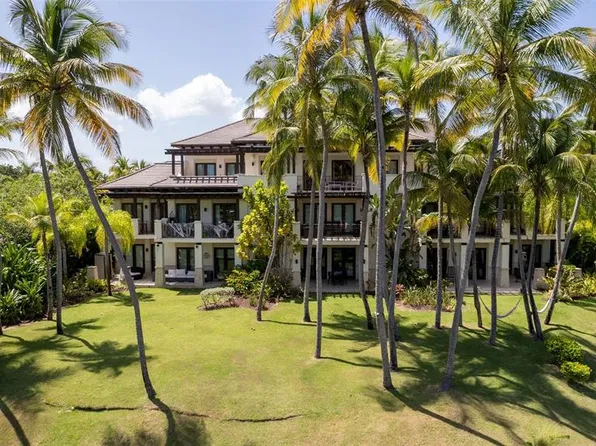 (undisclosed Address), RIO GRANDE, PR 00745